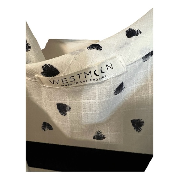 A Westmoon top in size - Picture 3 of 7